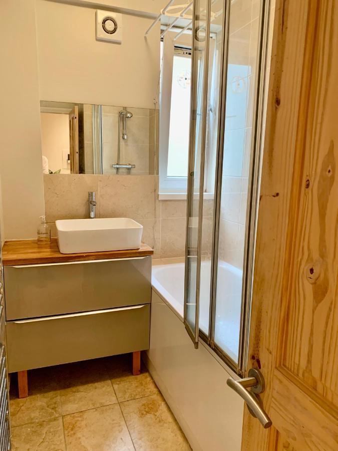 Victoria Park House R1 * Londen